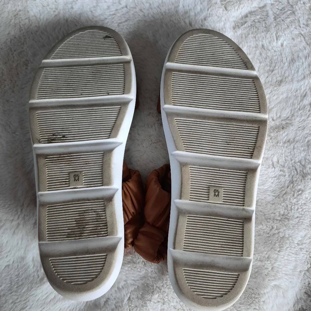 Van Eli Comfort Sandals Brown Camel Color Womens Size 8.5M - Picture 6 of 6